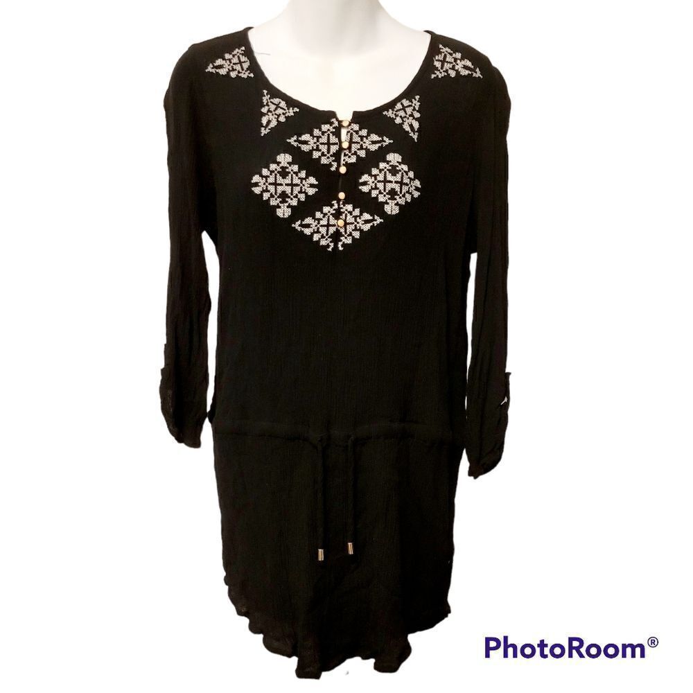 2/$20 Vintage Dynamite black top blouse shirt